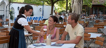 Weißes Bräuhaus, Biergarten